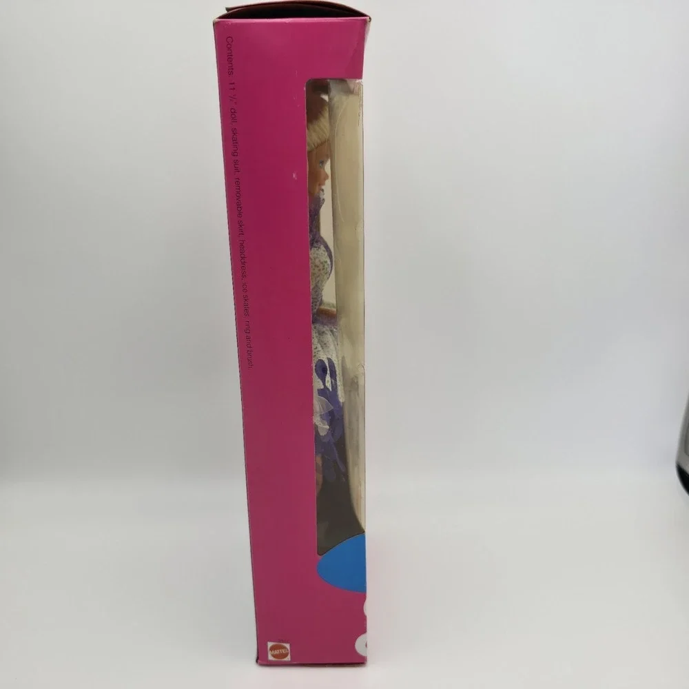 Vtg Mattel Ice Capades Barbie 1990 Doll Practice Suit Show Skirt  Ring Box